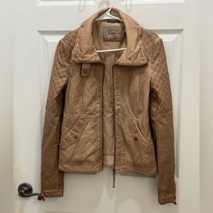 TRAFALUC BY ZARA FAUX LEATHER JACKET SIZE M